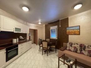 Family Two Bedroom Apartment Mainska Ulica